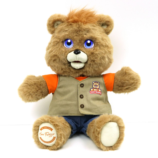 Teddy Ruxpin is Back and Modernized - Gadget Gram