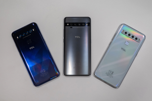 1. TCL 10 Pro Smartphone (10)