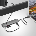 2. Naztech USB-C Hub Adapter (11)