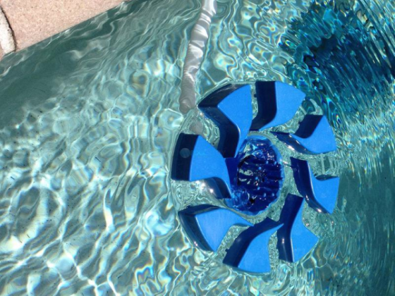 swim and fun skimmer