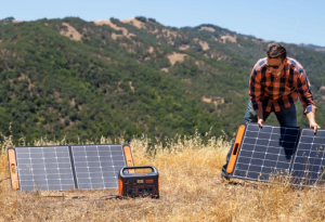 Jackery Solar Generator 1000