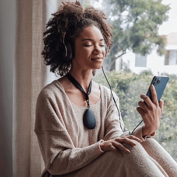 Sensate 2 – Smart Sensory Stress-Management & Therapy Wearable Device