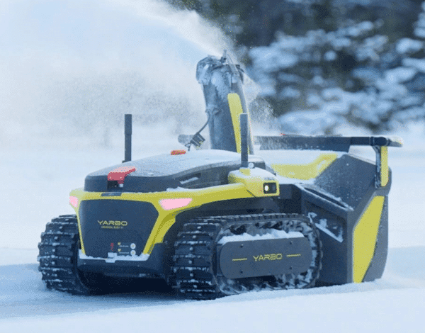 Yarbo Snow Blower – Modular Yard Care Robot