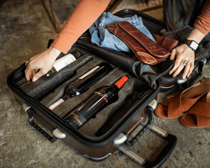 VinGardeValise Piccolo – 5-Bottle Hard-Shell Wine Suitcase