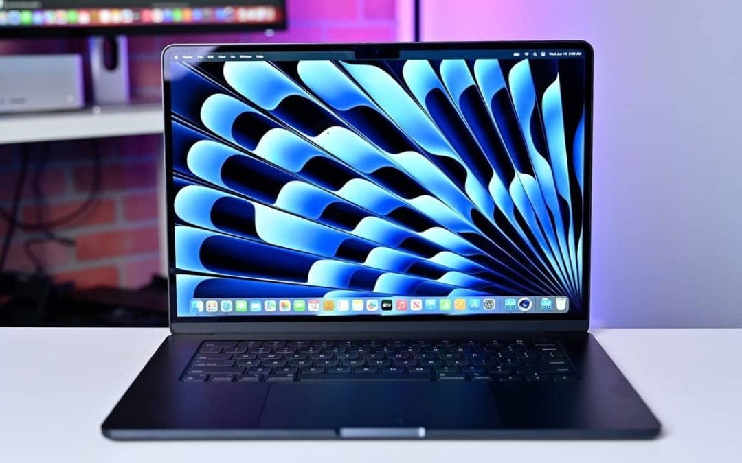 Apple’s New MacBook Air M4 Drops to a Record-Low Price: The Best Laptop Deal of 2025