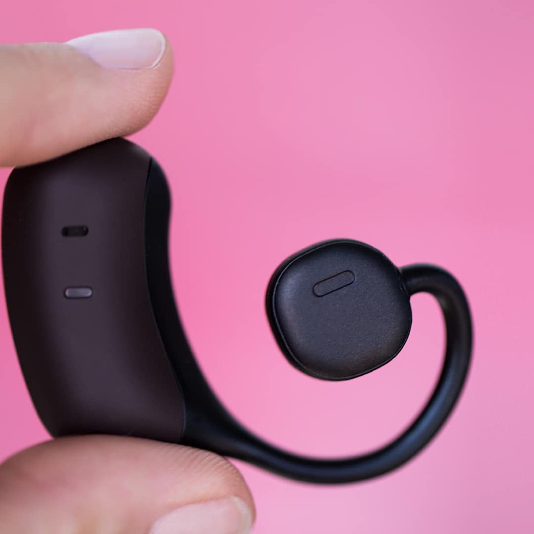 mobile tech wireless earbuds