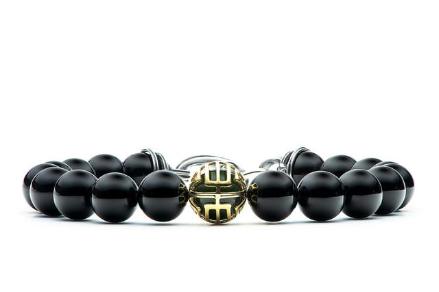 William Henry ‘Embrace’ Collection Offers Awe-Inspiring Groom’s Gifts