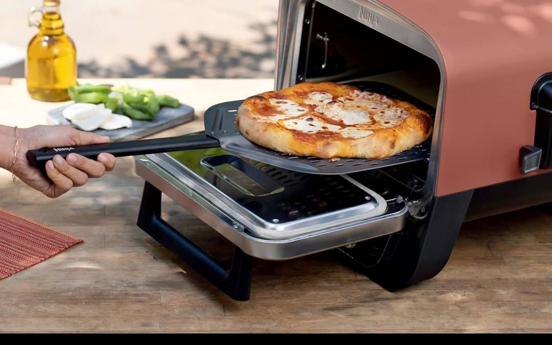Ninja Woodfire Outdoor Oven Review: Backyard Pizza Made Easy